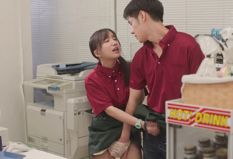 Ai rồi cũng vụng trộm nhân tình khi đi làm thêm mà thôi