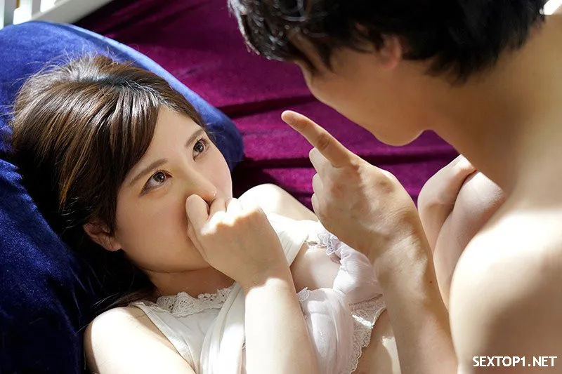 Dẫn bạn về nhà, bị bạn xoạc luôn vợ yêu của mình